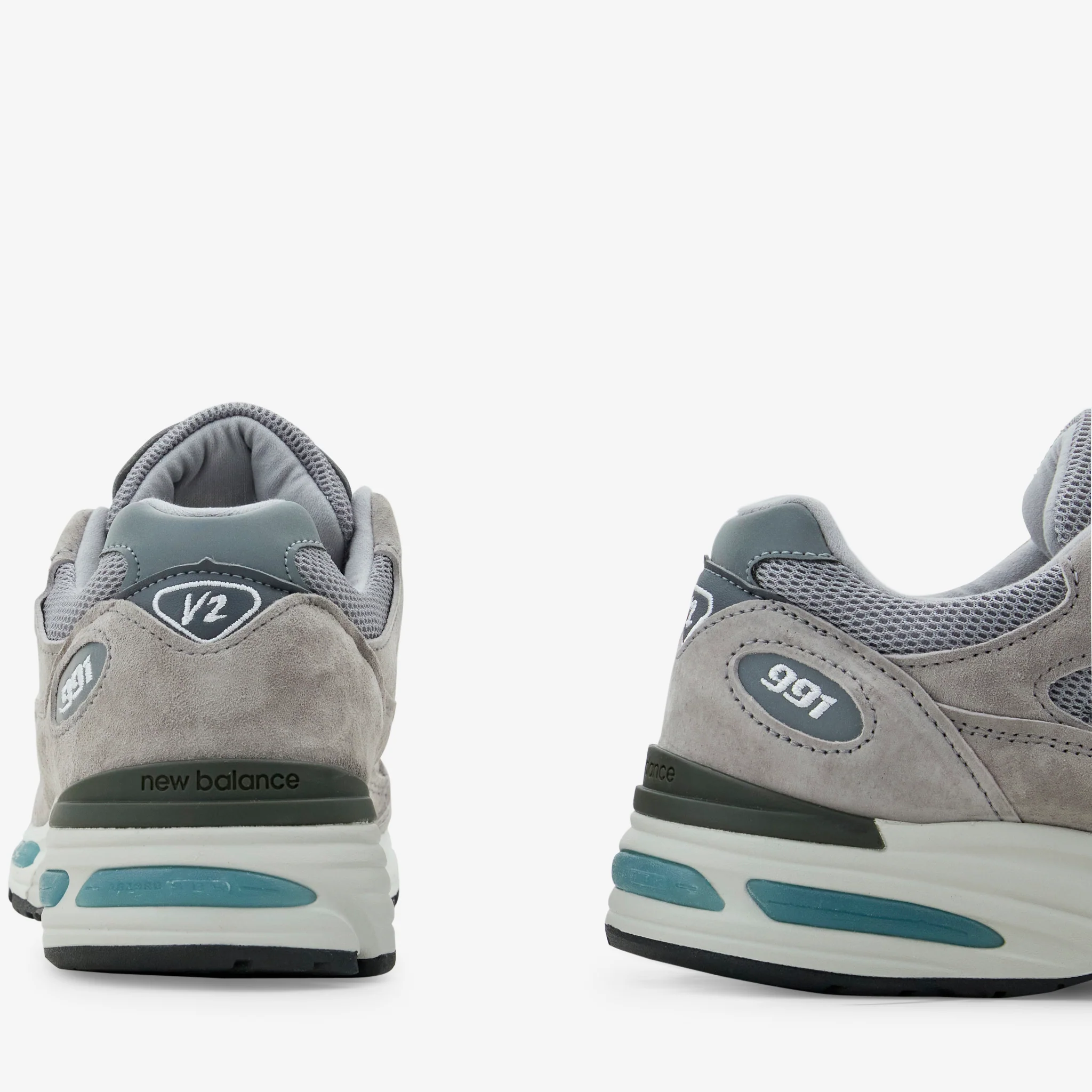 Made in UK 991v2 Dove | Alloy | Silver - Image 3
