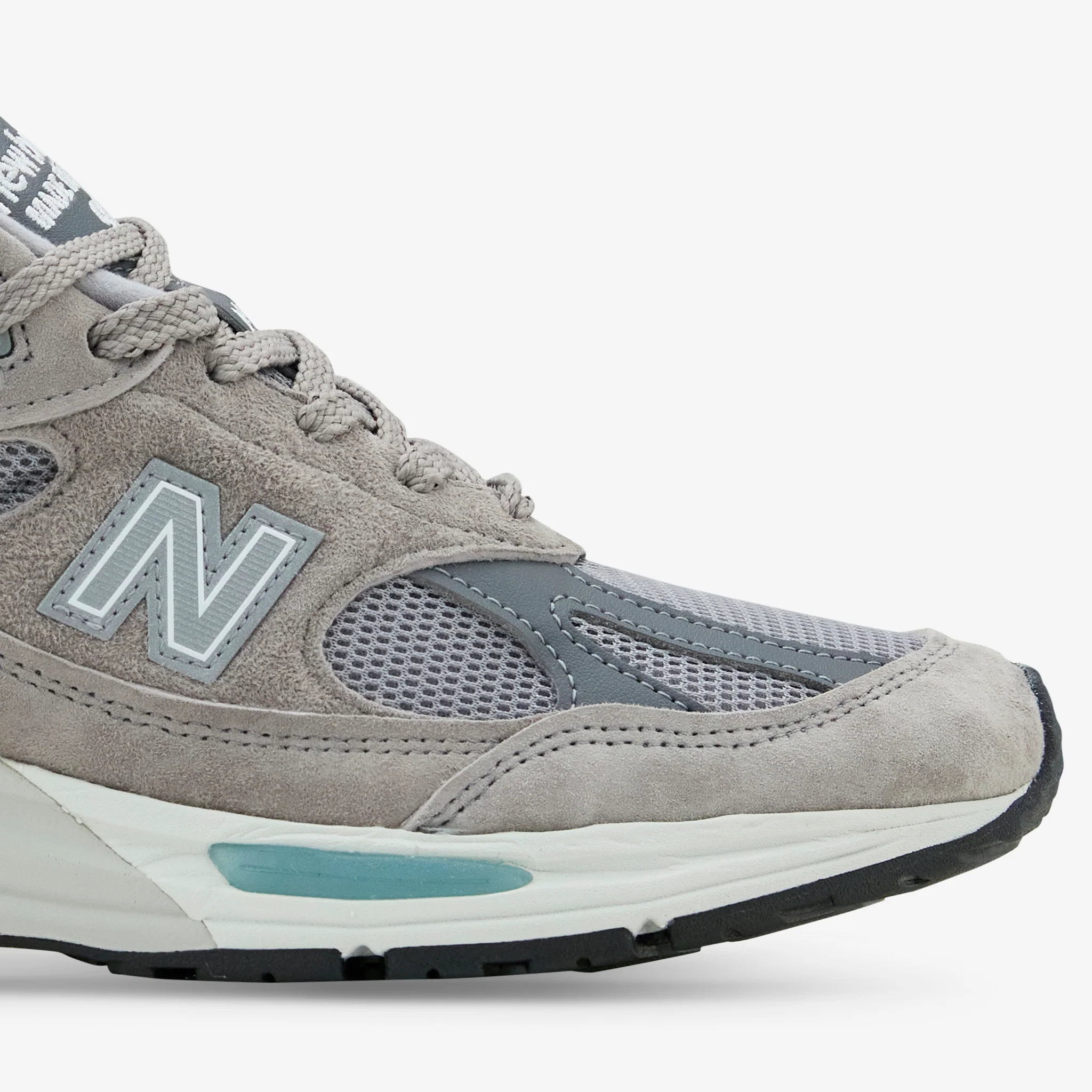 Made in UK 991v2 Dove | Alloy | Silver - Image 6