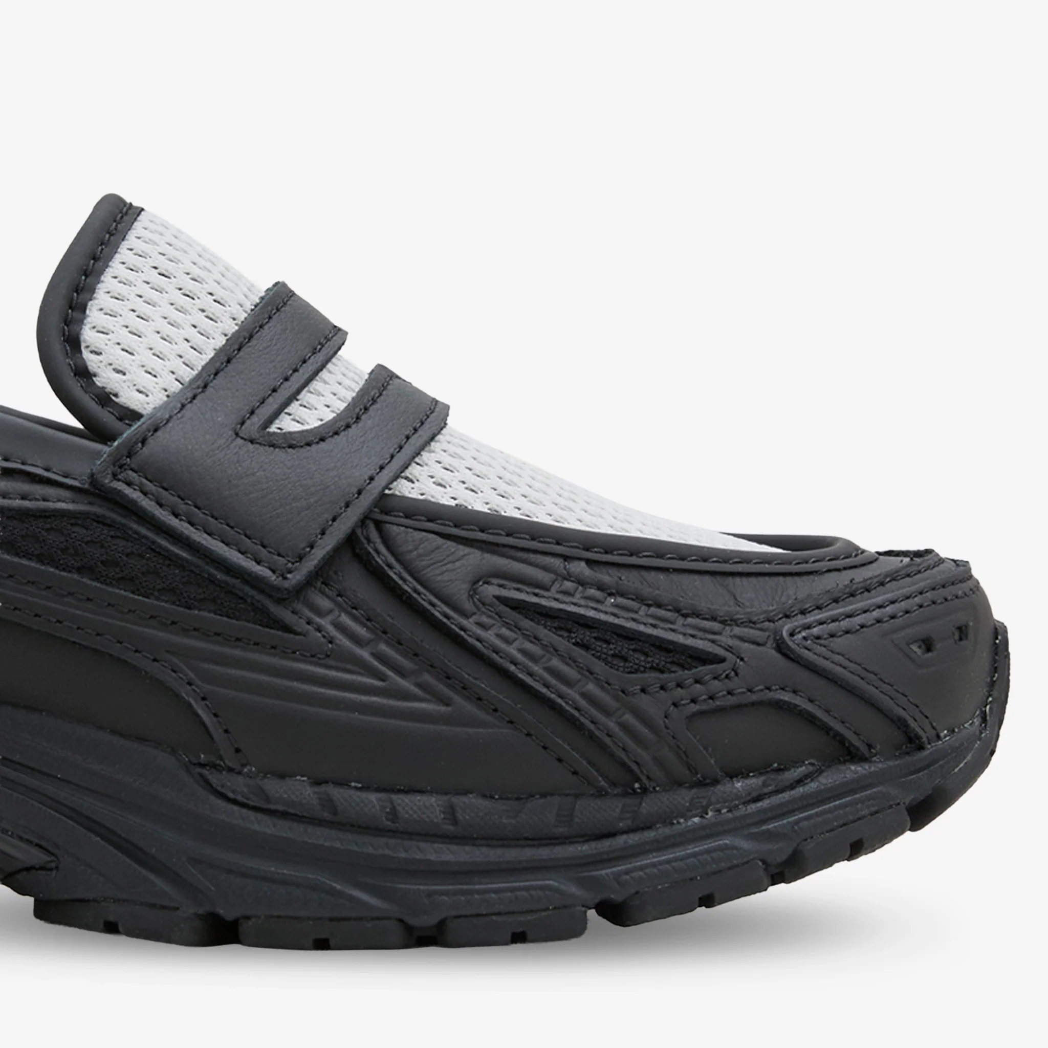 U19068G9 Black | Angora - Image 4