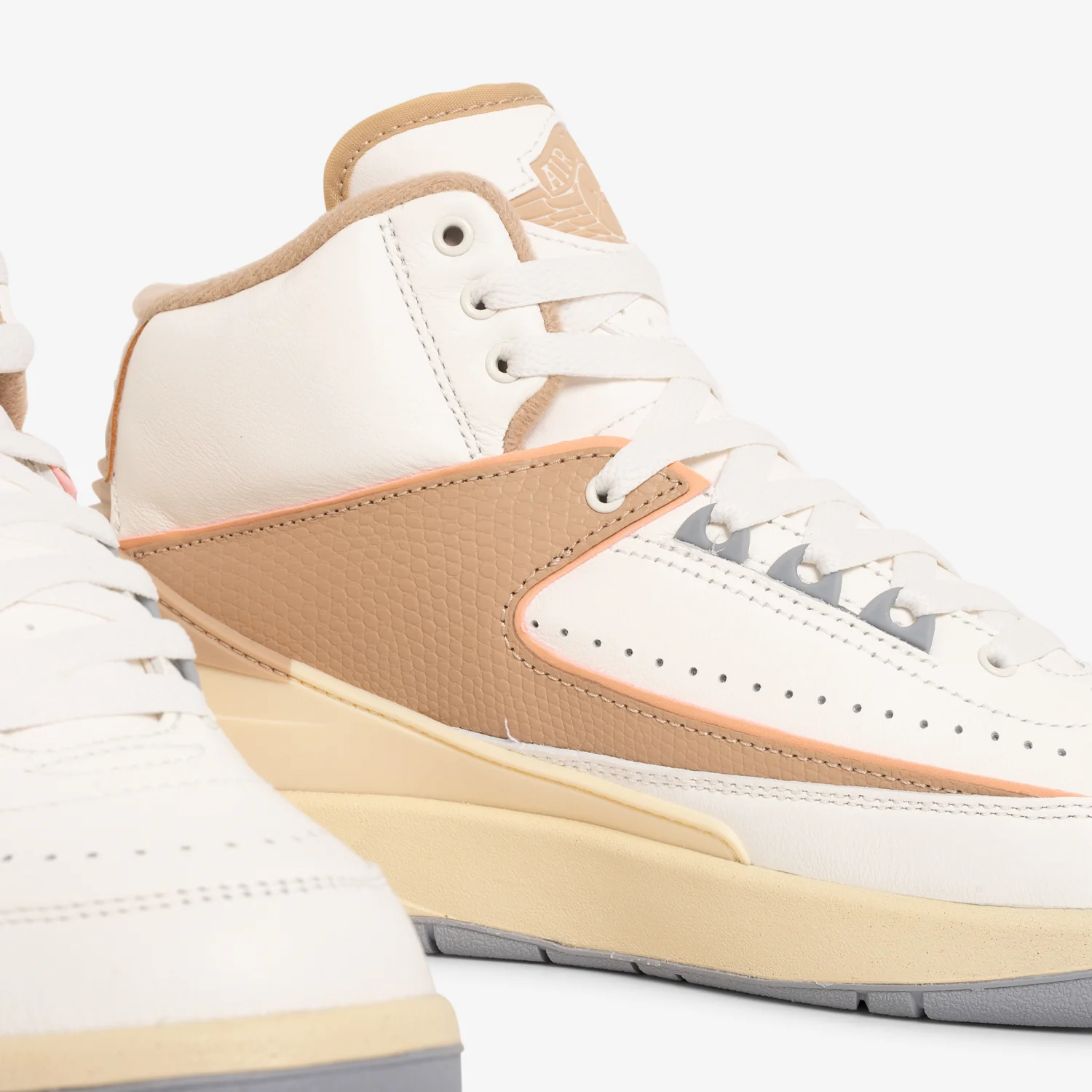 Women's Air Jordan 2 Retro Sail | Desert | Sunset Haze | Muslin - Image 3