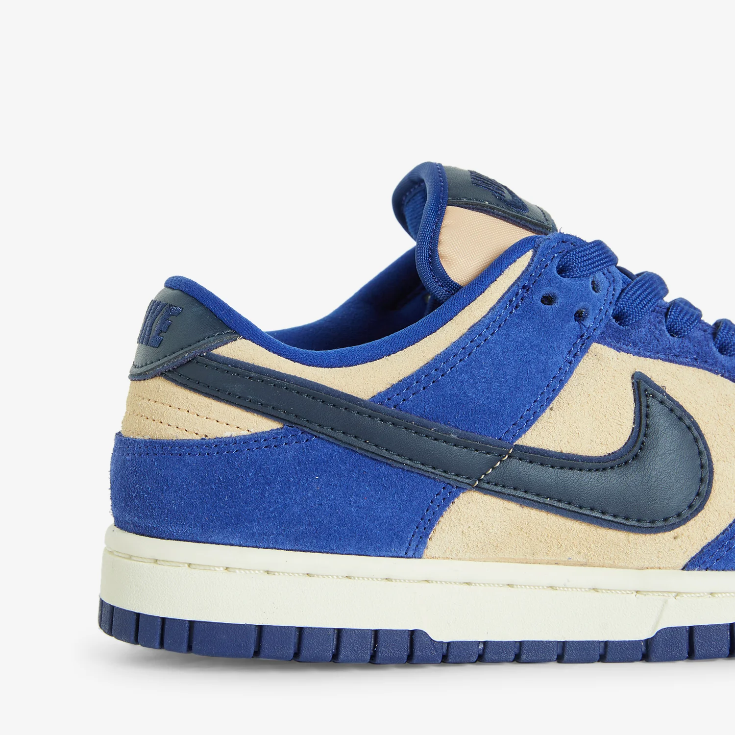 Women's Dunk Low LX Deep Royal Blue | Dark Obsidian | Sesame - Image 3