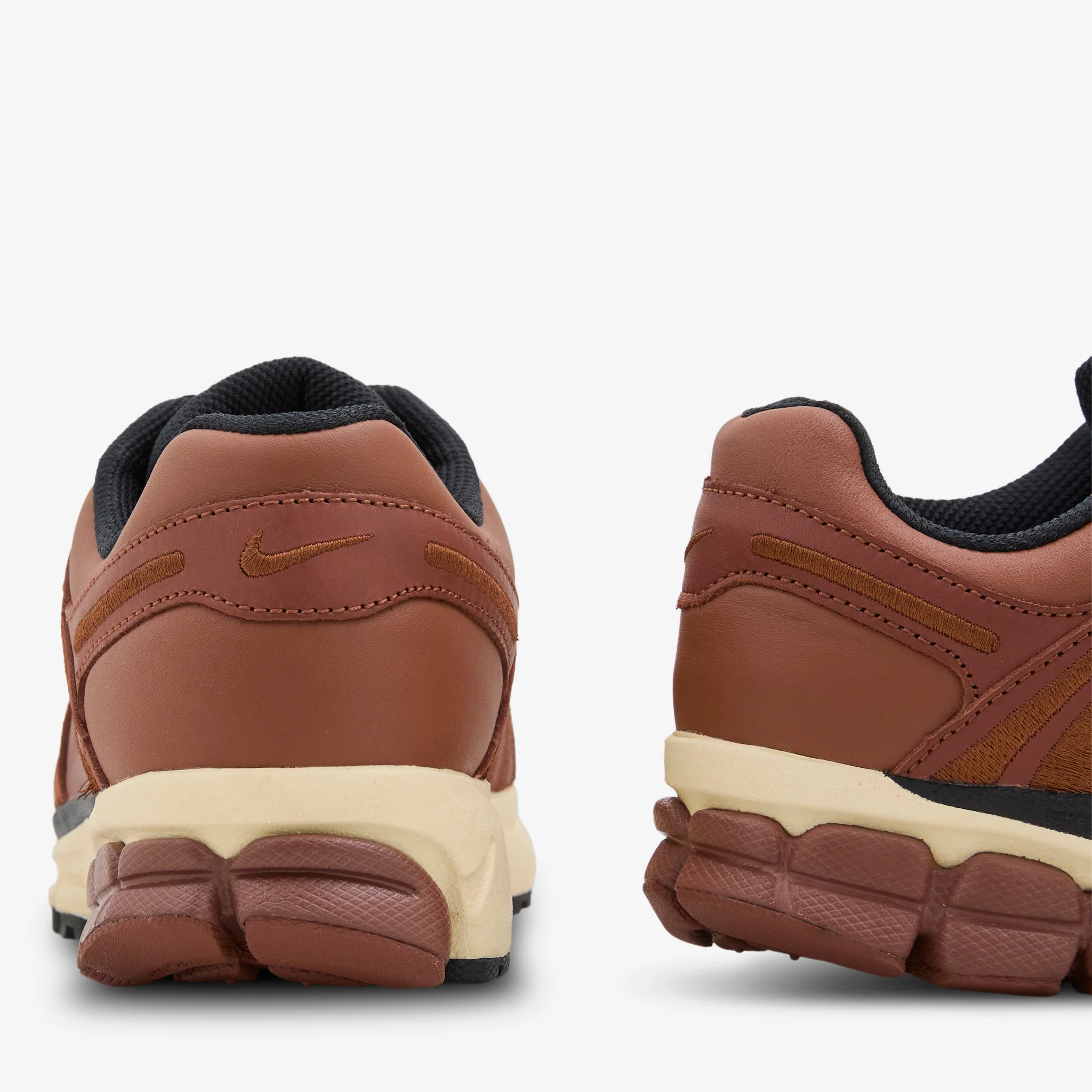 Zoom Vomero 5 Pony | Sail | Dark Russet - Image 3